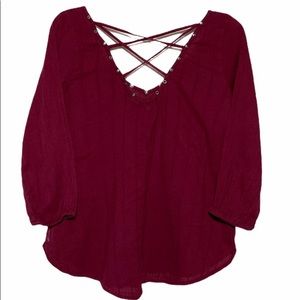 Hollister Loose Fitting Size Small Top